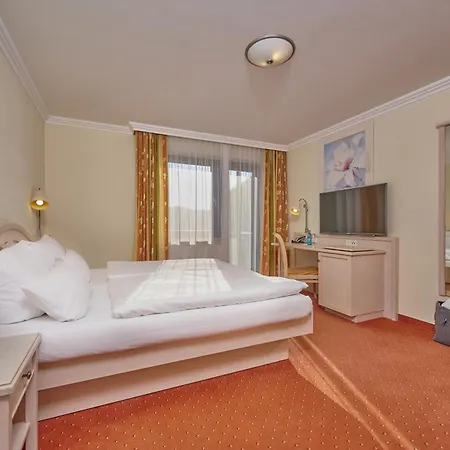 Sternwirt - Wellnesshotel Zwischen Nuernberg Und Amberg