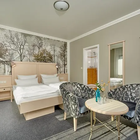 Hotel Sternwirt - Wellnesshotel Zwischen Nuernberg Und Amberg 3*