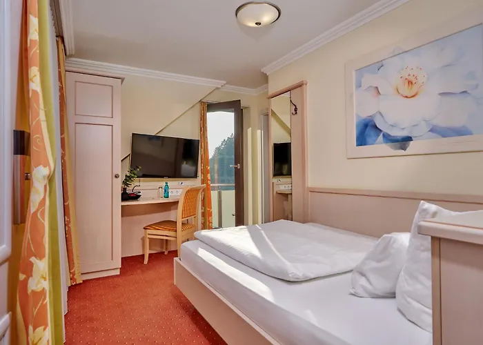 酒店 Sternwirt - Wellnesshotel Zwischen Nuernberg Und Amberg