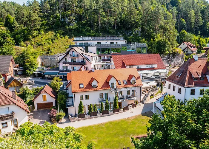 Sternwirt - Wellnesshotel Zwischen Nuernberg Und Amberg 3*
